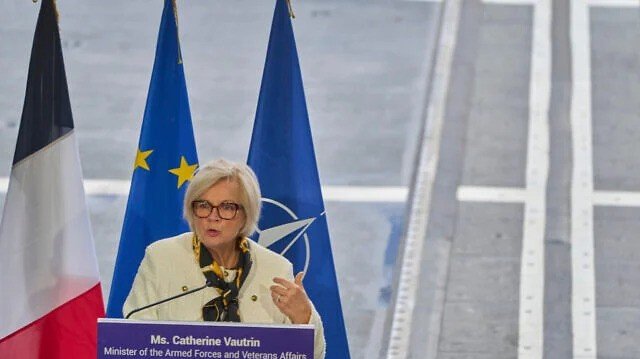 হরমুজ প্রণালিতে মাইন অপসারণের প্রস্তাব ফ্রান্সের