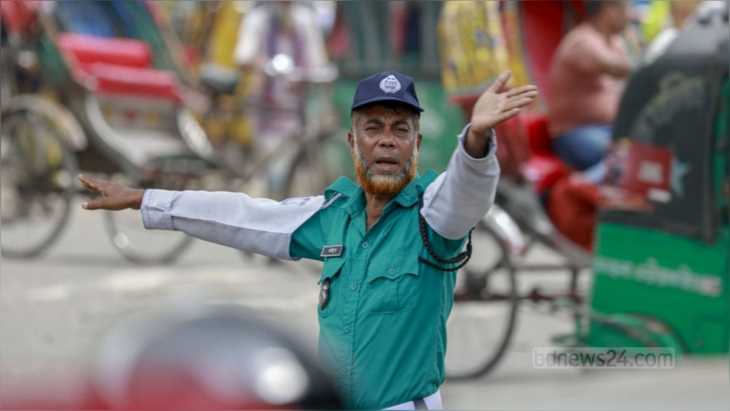 কনস্টেবলদের ক্যারিয়ারে অনিশ্চয়তা: ৪ হাজার এসআই সরাসরি নিয়োগে ক্ষুব্ধ মাঠপর্যায়ের পুলিশ!