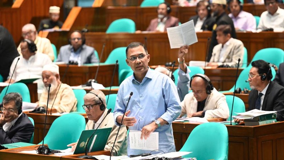 পুরনো ডিলার বাতিলের বিষয়ে দ্রুত ব্যবস্থা নেবে সরকার: প্রধানমন্ত্রী