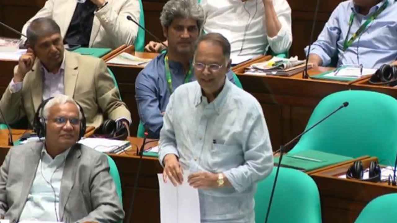 হাসিনার জেলে যাব না বলেছিলাম, শেষ পর্যন্ত তিনিই পালিয়েছেন: ইকবাল