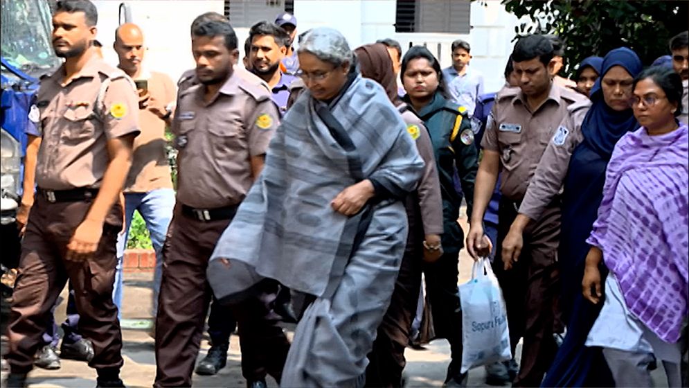 দীপু মনি-ফারজানা রুপা-মোজাম্মেল বাবুকে ট্রাইব্যুনালে হাজির