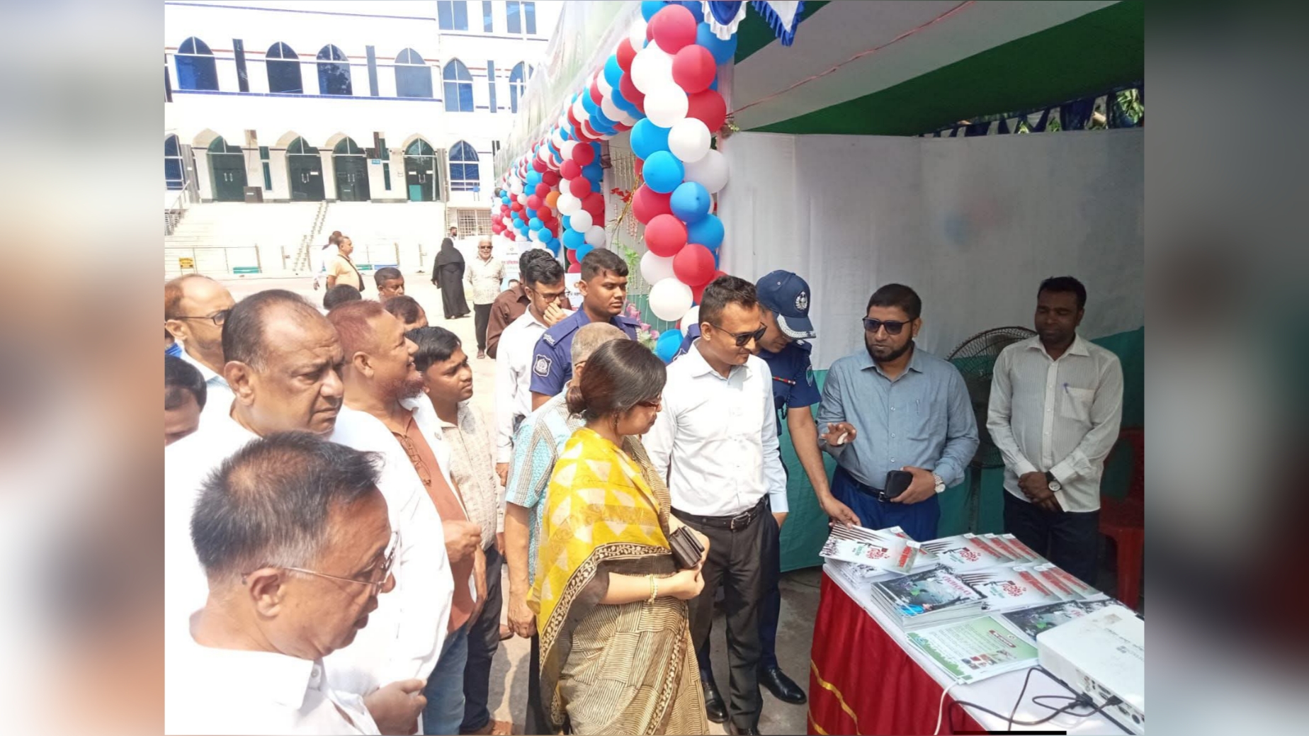 সাতক্ষীরায় বর্ণাঢ্য আয়োজনে তিন দিনব্যাপী ভূমি সেবা মেলার উদ্বোধন