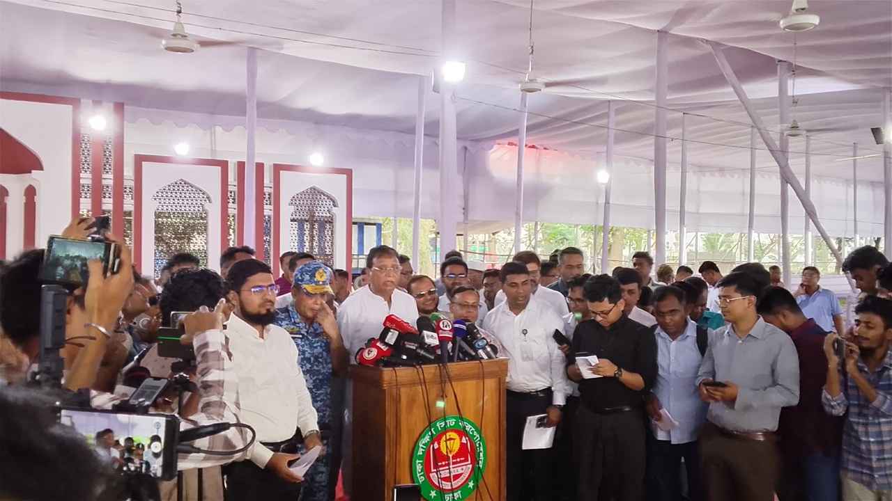 কোরবানির বর্জ্য দ্রুত অপসারণে সর্বোচ্চ প্রস্তুত ডিএসসিসি