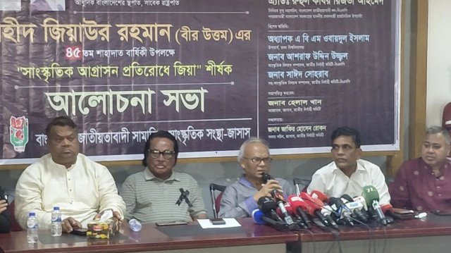 জামায়াতে গুপ্ত চাঁদাবাজদের অবস্থান নিয়ে রিজভীর বিস্ফোরক মন্তব্য