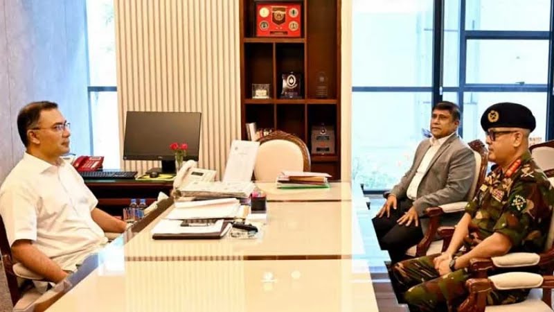প্রধানমন্ত্রীর সঙ্গে সৌজন্য সাক্ষাৎ মিনহাজুল আলমের